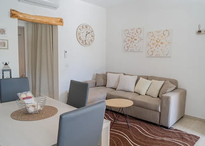 Holiday home - Alebea - *