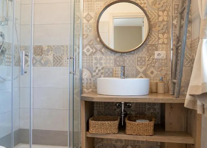 Holiday home - Alebea -